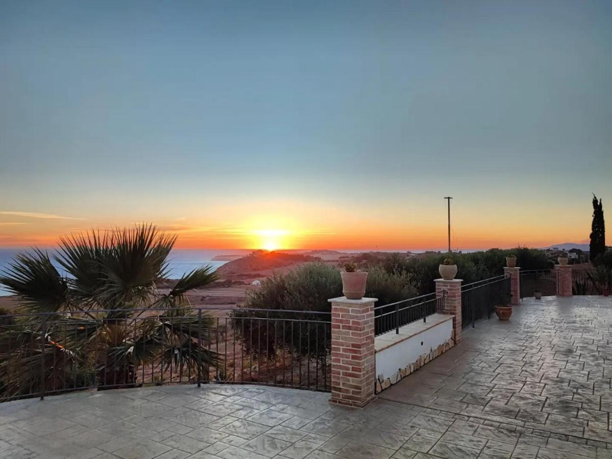 Il Casale Di Bovo Marina Villa Montallegro Exteriör bild