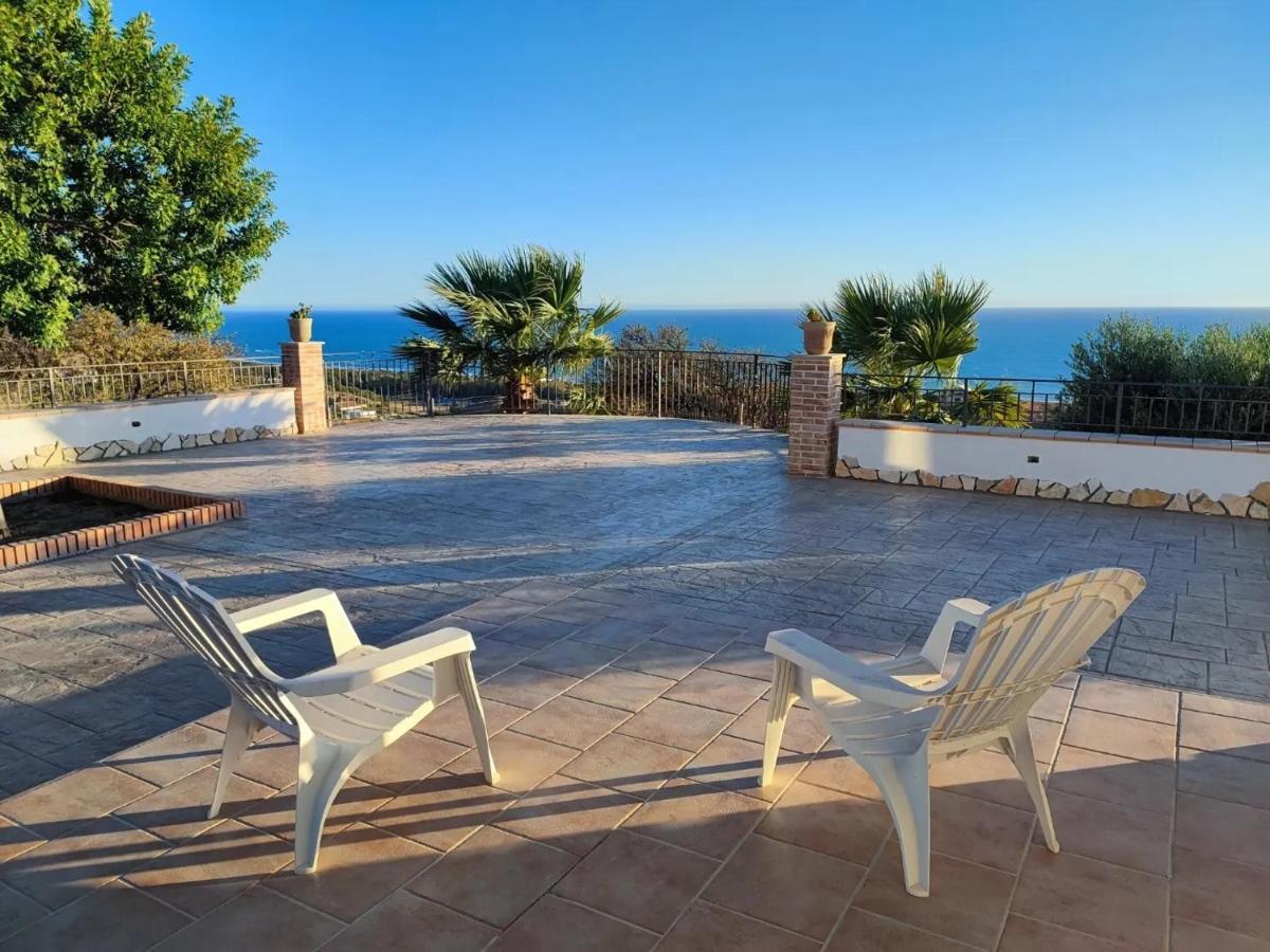 Il Casale Di Bovo Marina Villa Montallegro Exteriör bild