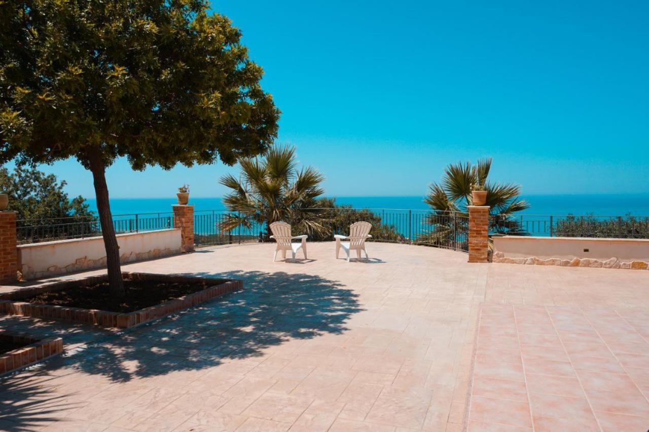 Il Casale Di Bovo Marina Villa Montallegro Exteriör bild