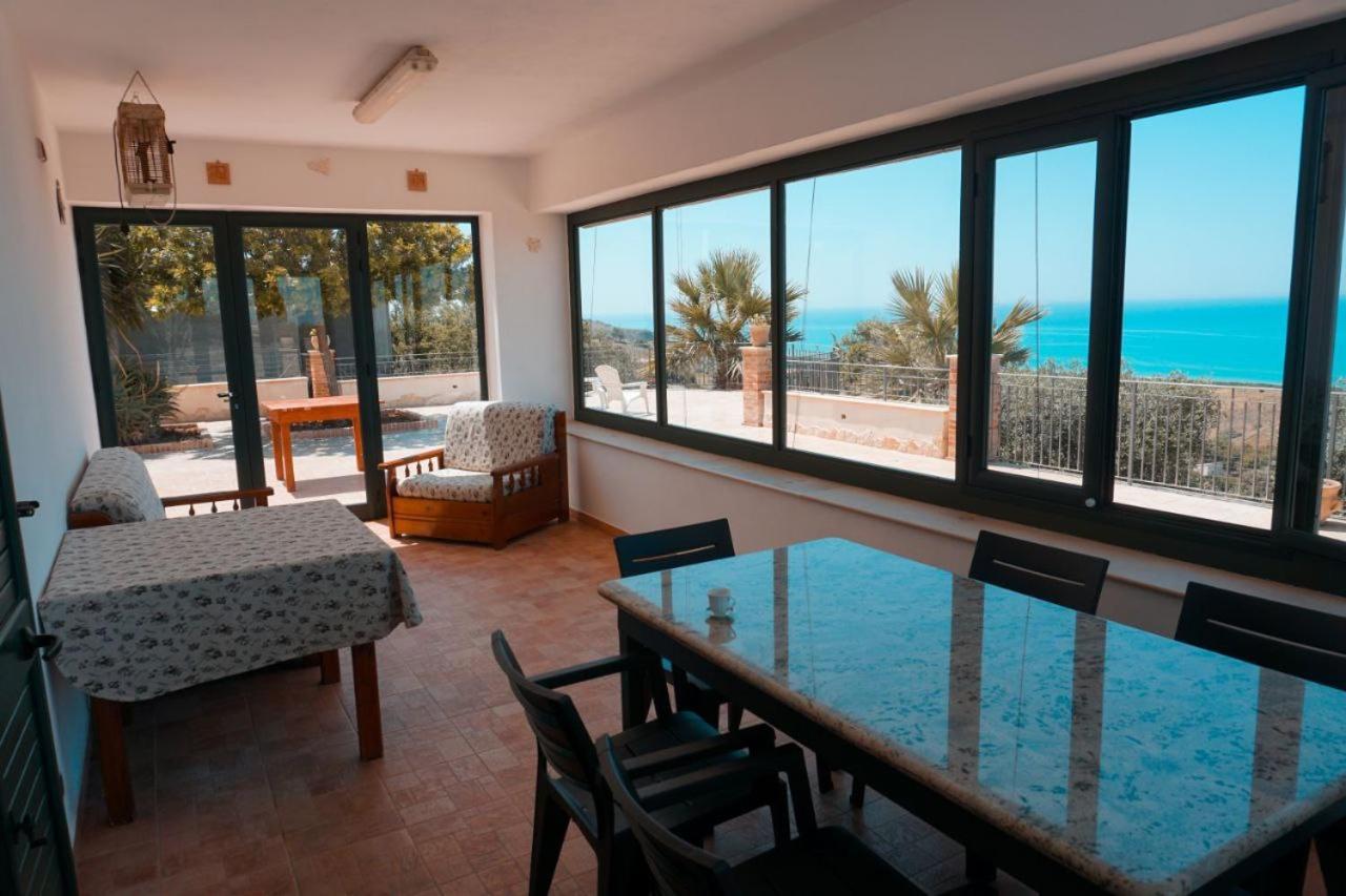 Il Casale Di Bovo Marina Villa Montallegro Exteriör bild