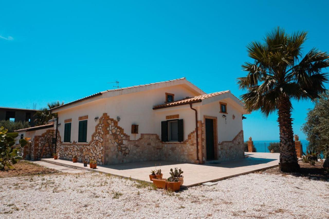 Il Casale Di Bovo Marina Villa Montallegro Exteriör bild